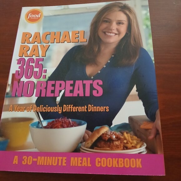 Rachael Ray 365 No Repeats A year of Deliciously Different Dinners Cookbook GUC - Picture 1 of 8